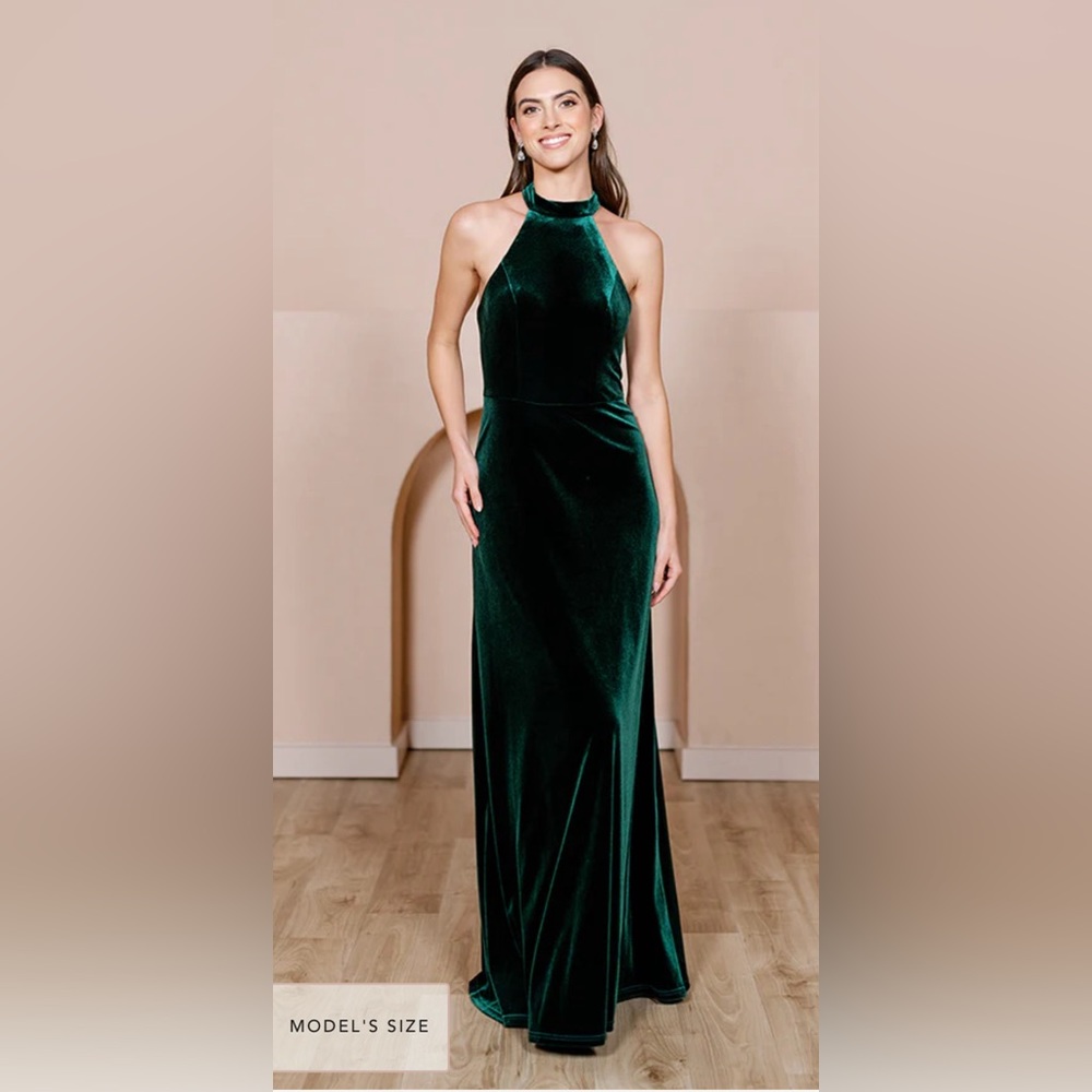 Revelry Tori Velvet Bridesmaid dress - Classic Emerald